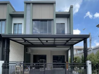 For sale 3 bedrooms townhouse in Sai Mai, Bangkok