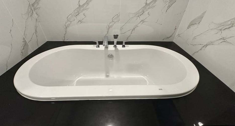出租 4 卧室 独立屋 在 Bang Phli, Samut Prakan
