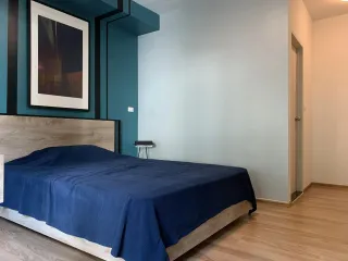 For sale 1 bed condo in Mueang Samut Prakan, Samut Prakan