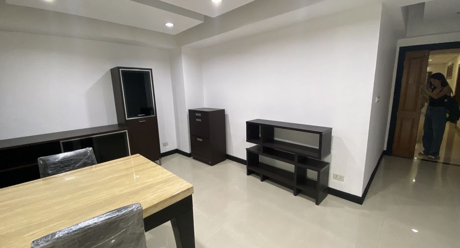 Apartamento en alquiler de 3 habitaciones en Watthana, Bangkok