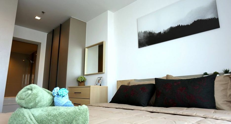 For sale 1 bed condo in Phra Khanong, Bangkok