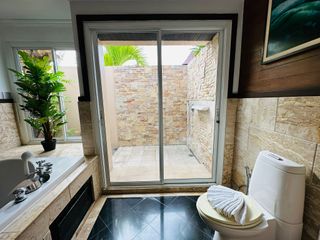 For rent 2 bedrooms villa in Mueang Phuket, Phuket
