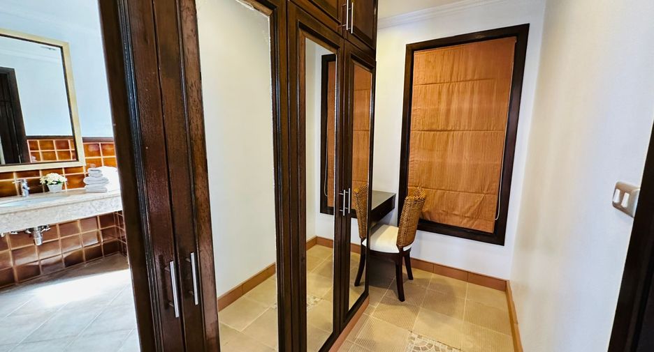 For rent 2 bedrooms villa in Mueang Phuket, Phuket