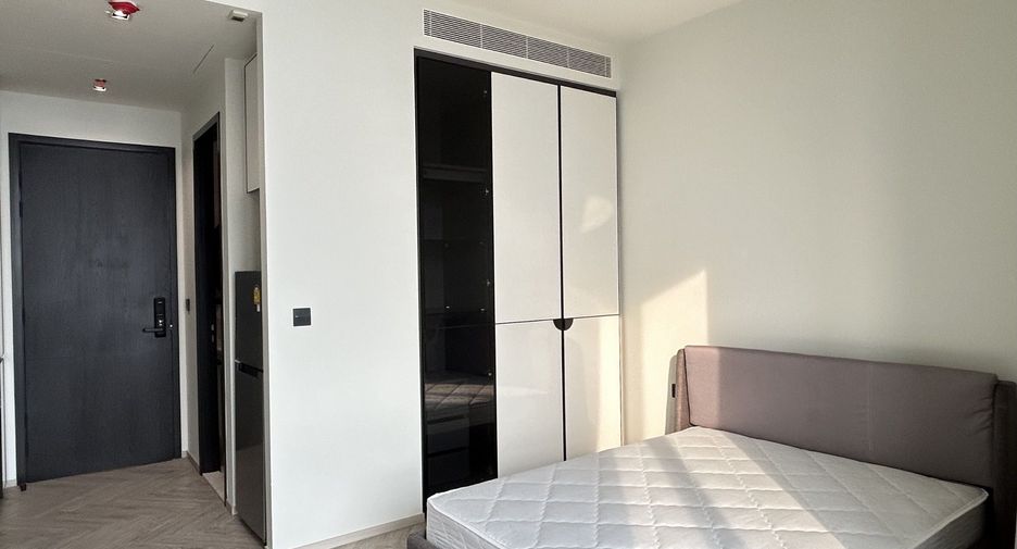 For rent studio condo in Khlong San, Bangkok