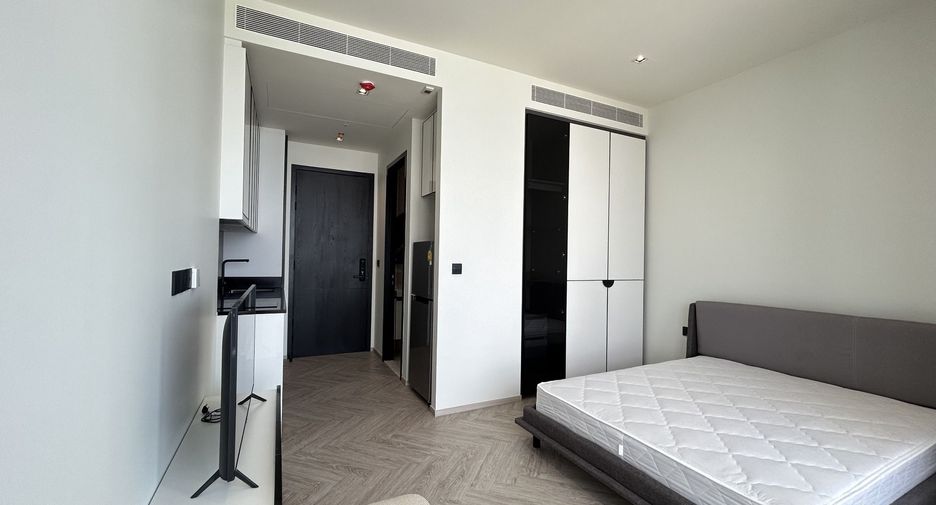 For rent studio condo in Khlong San, Bangkok