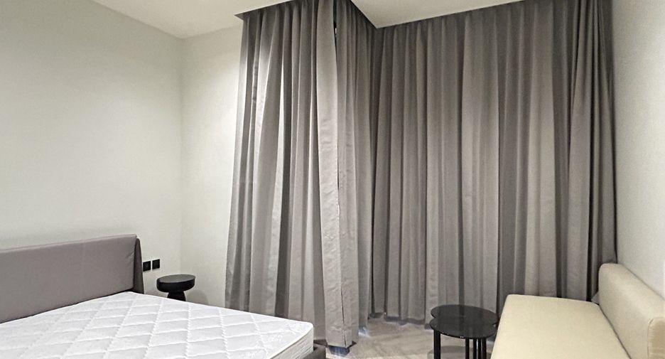 For rent studio condo in Khlong San, Bangkok