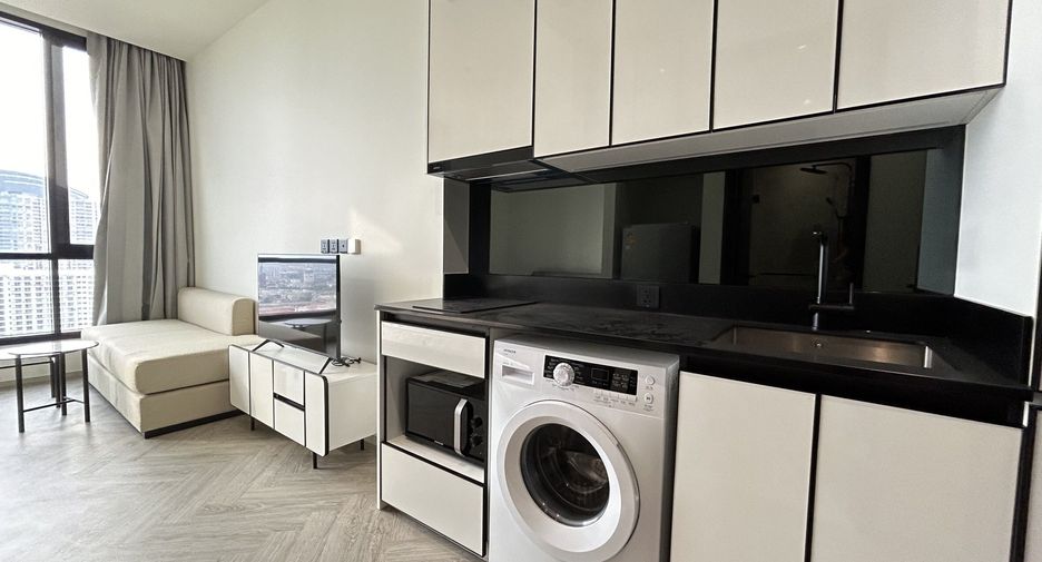 For rent studio condo in Khlong San, Bangkok