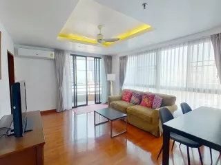 À louer 2 chambres condo à Pathum Wan, Bangkok