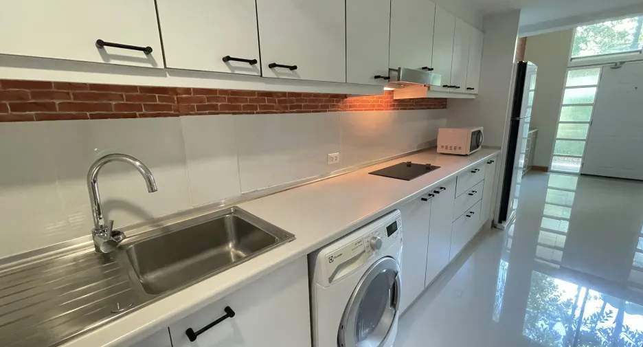 For rent 3 ベッドルーム apartment in Watthana, Bangkok