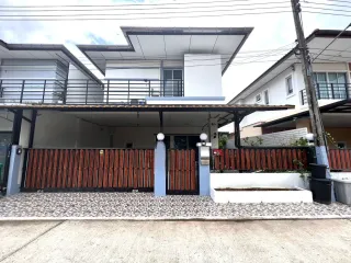 出售 3 卧室 联排别墅 在 塔朗, 普吉