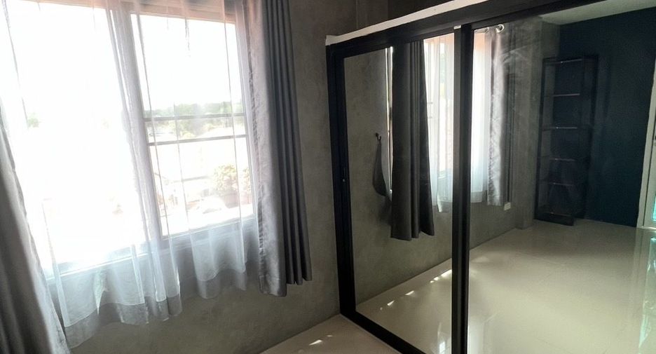 For sale 3 bedrooms townhouse in Thalang, Phuket