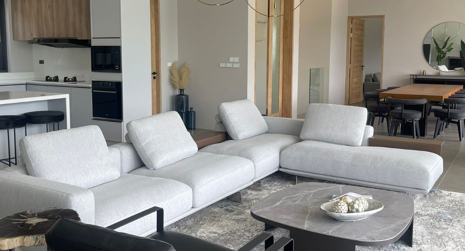 For sale 4 bedrooms villa in Thalang, Phuket