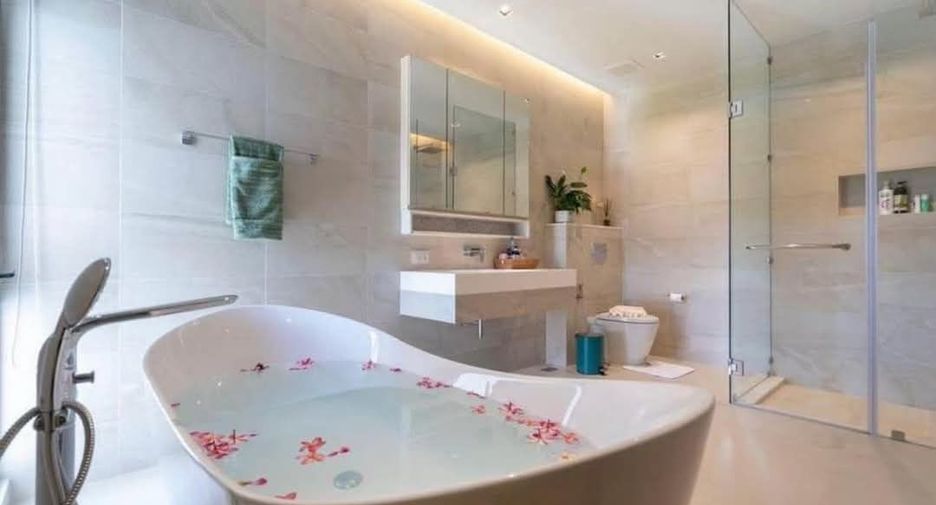 For rent 3 bedrooms villa in Kathu, Phuket