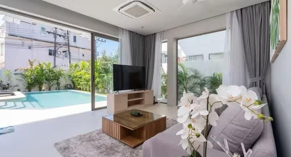 For rent 3 bedrooms villa in Kathu, Phuket