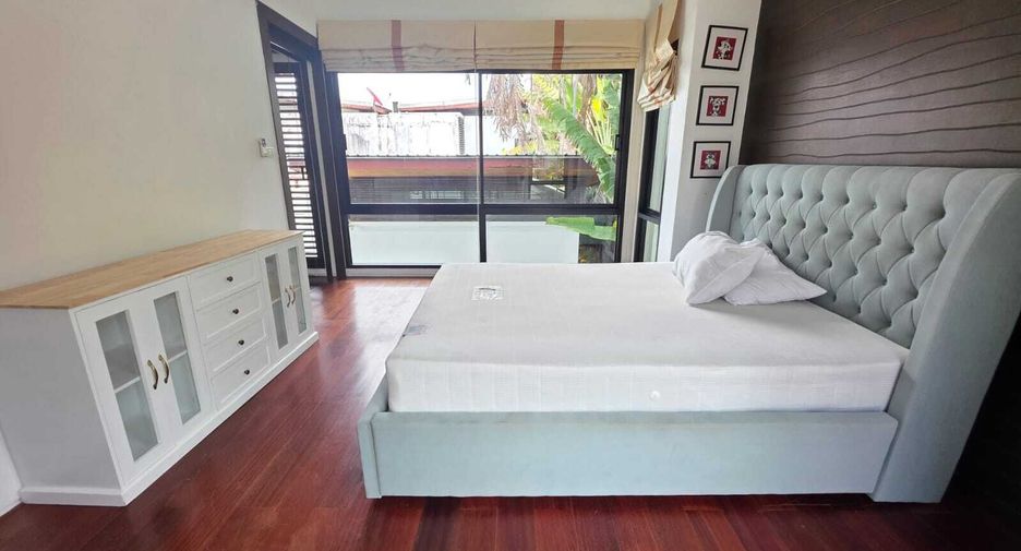 Villa en alquiler de 3 habitaciones en Mueang Phuket, Phuket