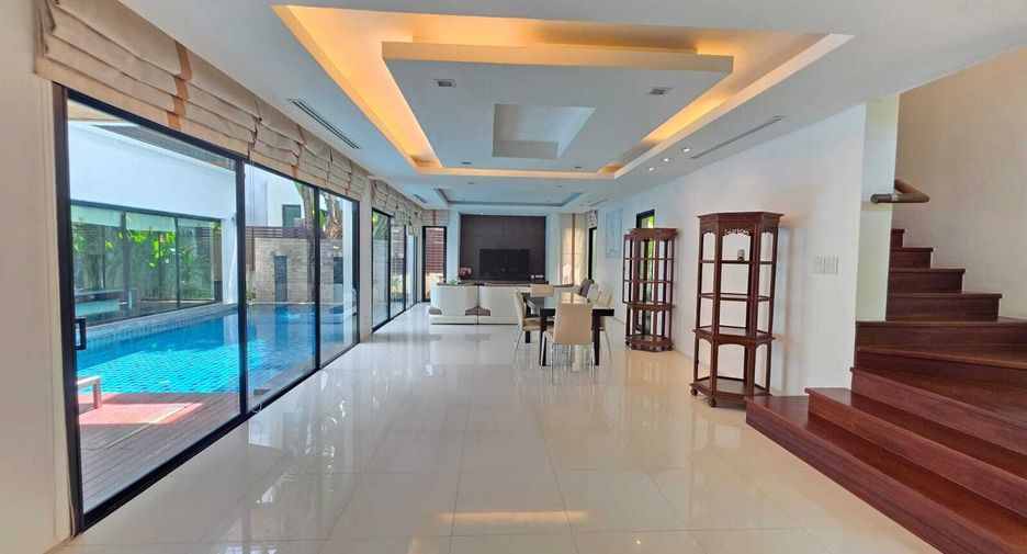 Villa en alquiler de 3 habitaciones en Mueang Phuket, Phuket