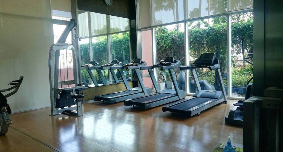 For rent 2 bedrooms condo in Khlong Toei, Bangkok