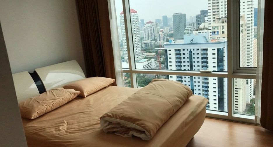 For rent 2 bedrooms condo in Khlong Toei, Bangkok