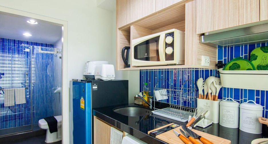 For sale 1 bed condo in Phra Khanong, Bangkok