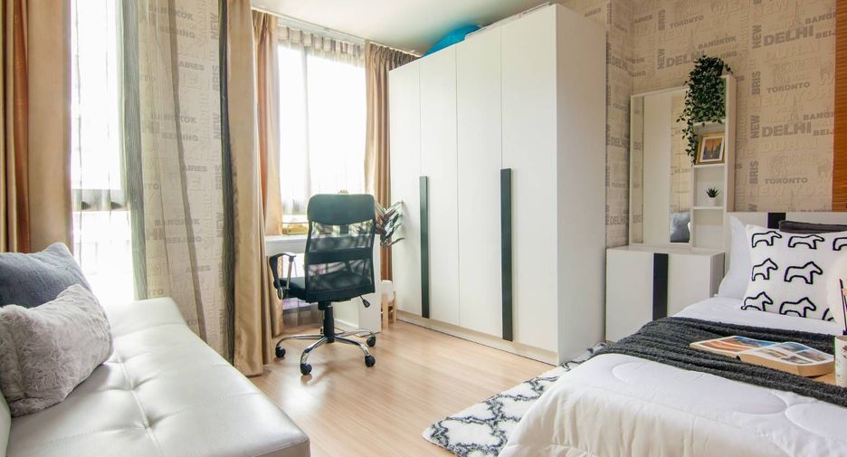 For sale 1 bed condo in Phra Khanong, Bangkok