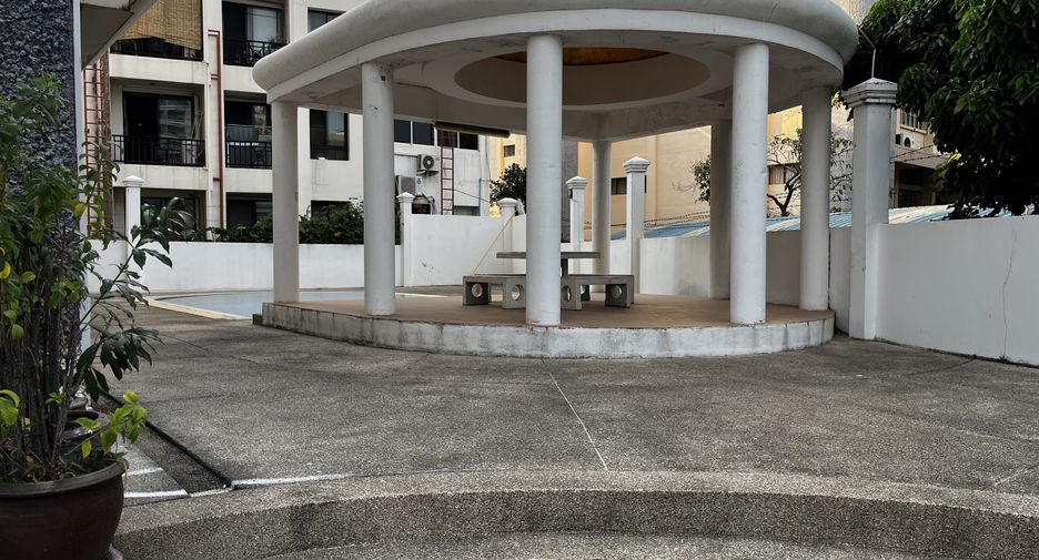 出租 2 卧室 公寓 在 Khlong Toei, 曼谷