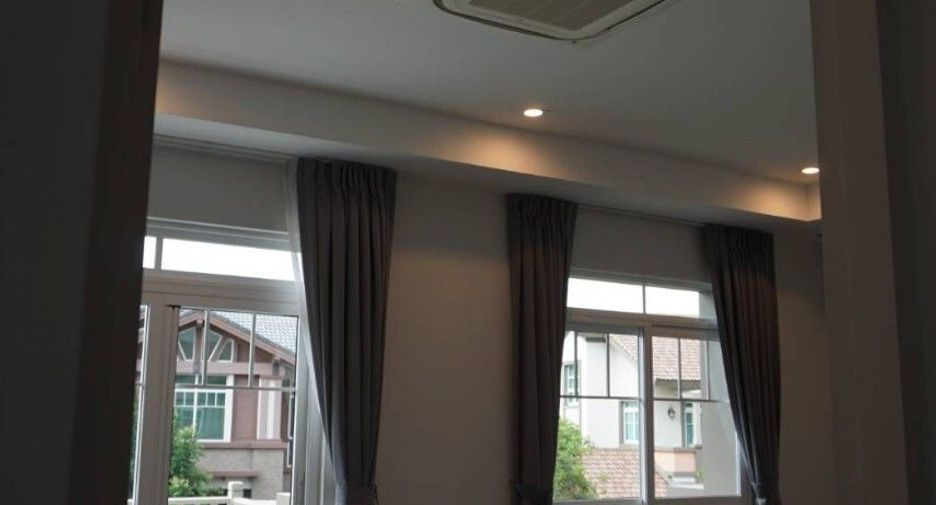 For rent 4 bedrooms house in Bang Phli, Samut Prakan