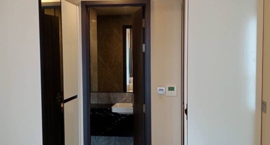 Condo en alquiler de 1 habitaciones en Khlong Toei, Bangkok