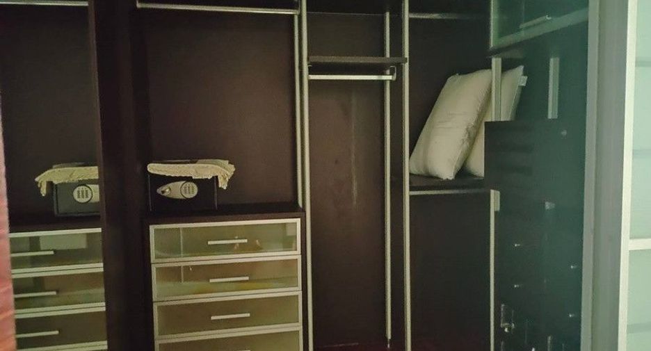 ให้เช่า 2 ห้องนอน คอนโด ใน วัฒนา, กรุงเทพฯ