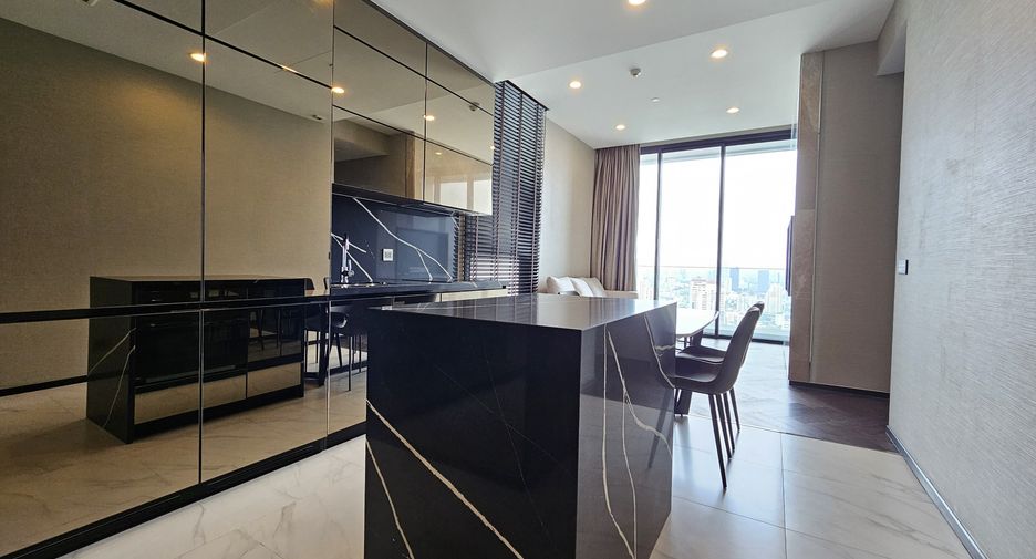 For rent 2 bedrooms condo in Khlong Toei, Bangkok