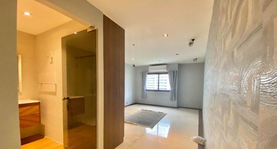 À vendre et à louer 3 chambres condo à Watthana, Bangkok