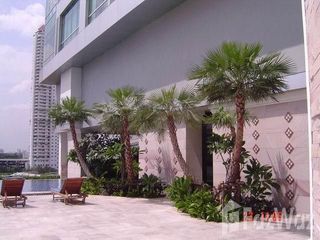 For rent 2 bedrooms condo in Sathon, Bangkok