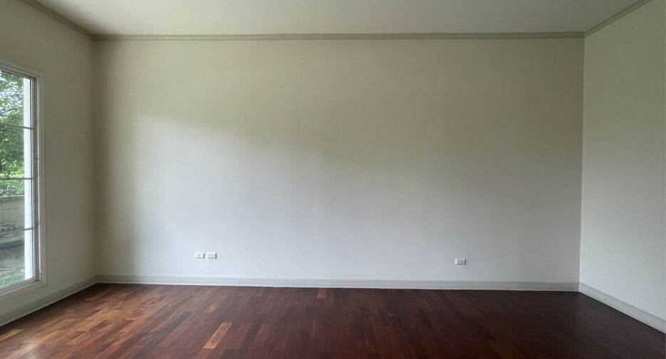 For sale and for rent 5 bedrooms house in Prawet, Bangkok