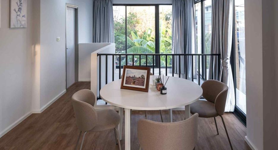 Haus zum Kauf mit 3 Zimmer in Lat Phrao, Bangkok