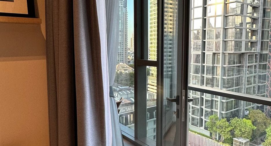 For sale 1 Beds condo in Khlong Toei, Bangkok