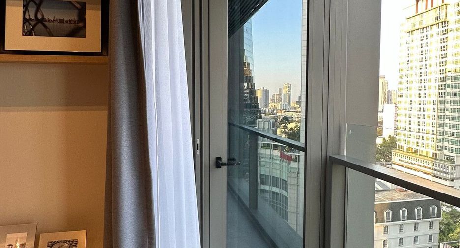 For sale 1 Beds condo in Khlong Toei, Bangkok
