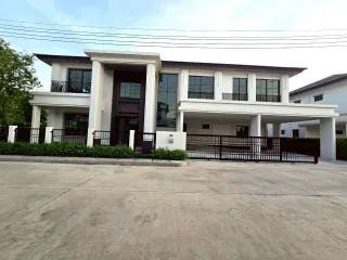 Аренда 5 спальни дом в Bang Phli, Самутпракан