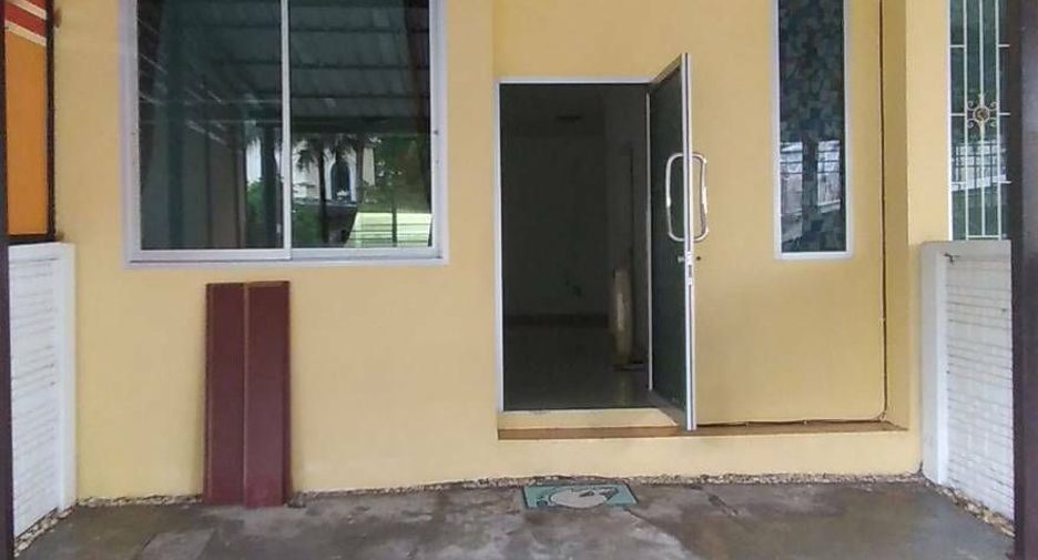 For sale 3 bedrooms townhouse in Bang Khun Thian, Bangkok