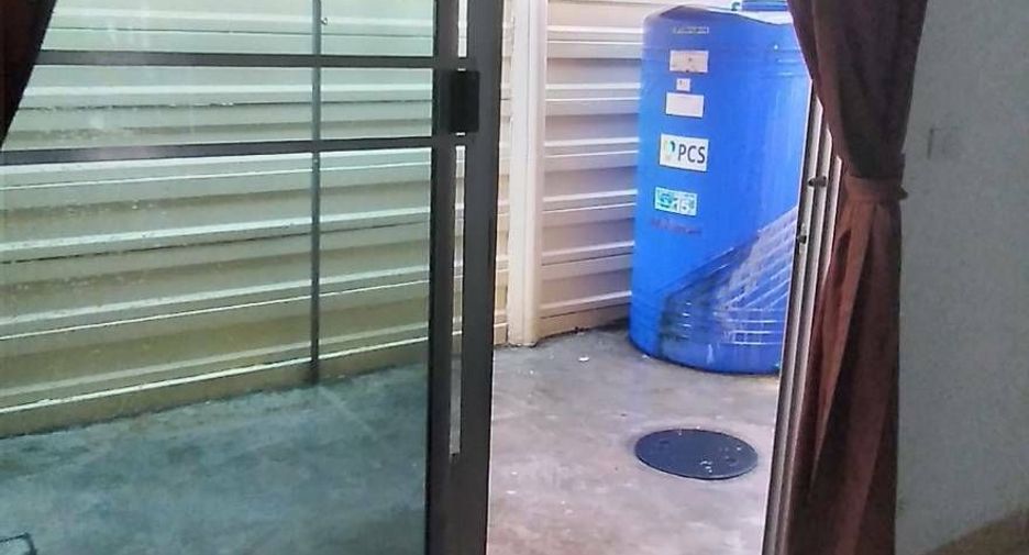 For sale 3 bedrooms townhouse in Bang Khun Thian, Bangkok
