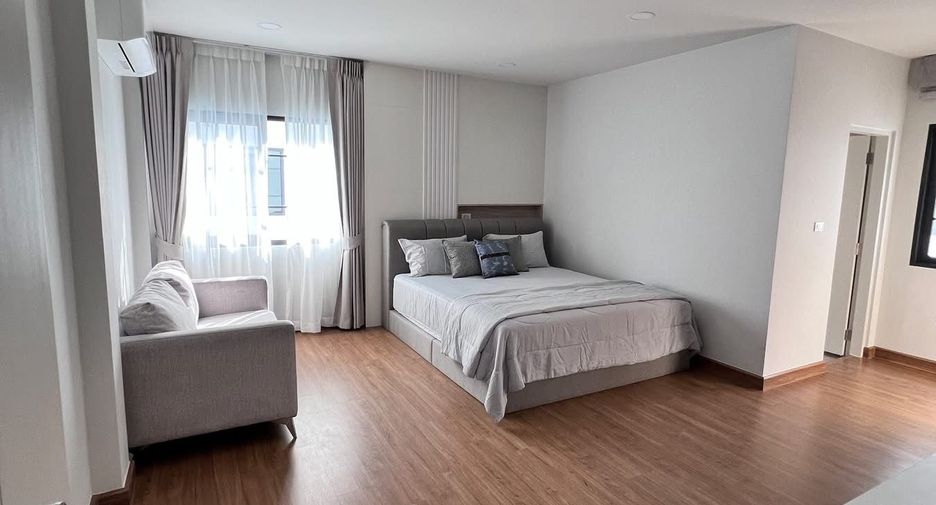 For rent 4 bedrooms house in Bang Phli, Samut Prakan