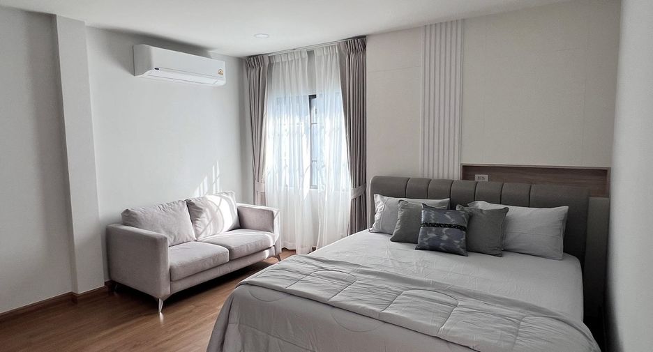 For rent 4 bedrooms house in Bang Phli, Samut Prakan
