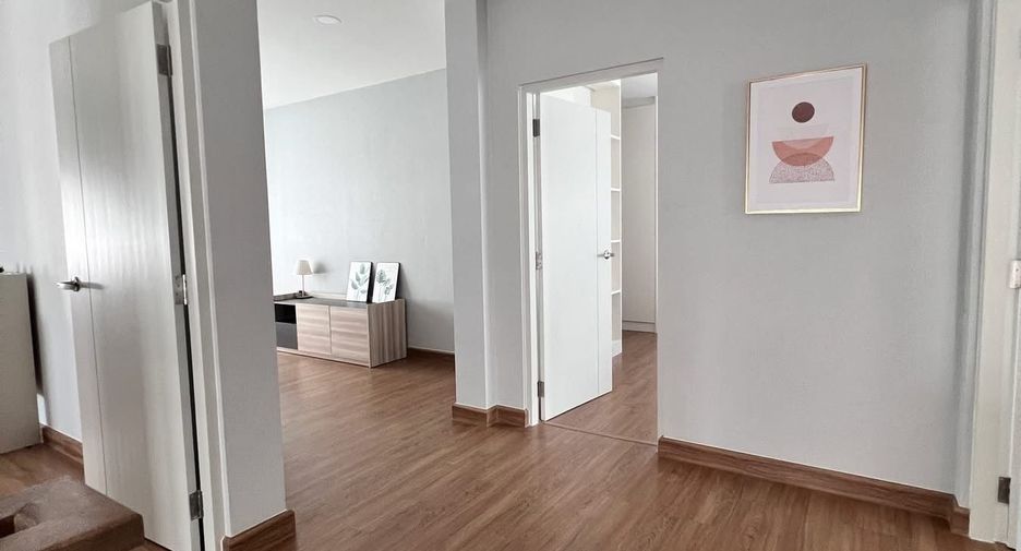 For rent 4 bedrooms house in Bang Phli, Samut Prakan
