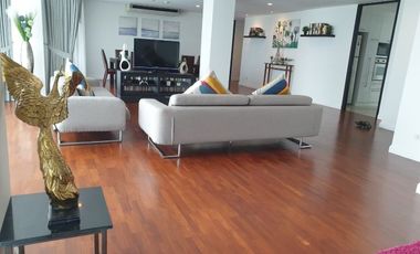 For rent 4 bedrooms condo in Sathon, Bangkok