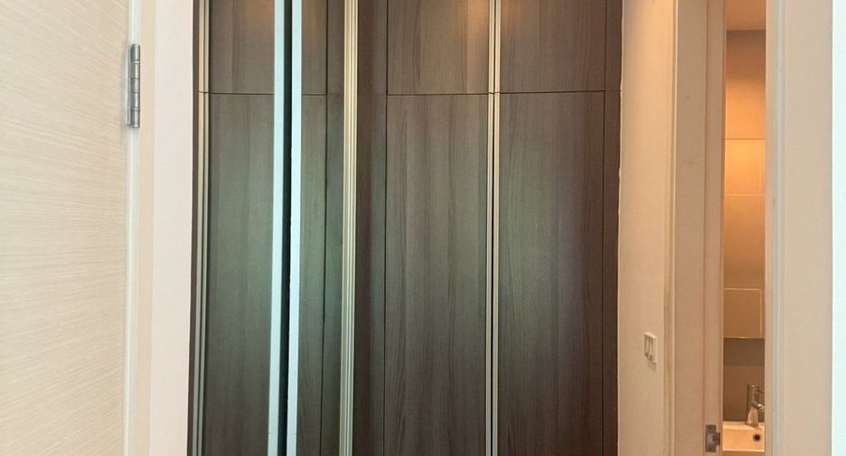 For rent 1 bed condo in Huai Khwang, Bangkok