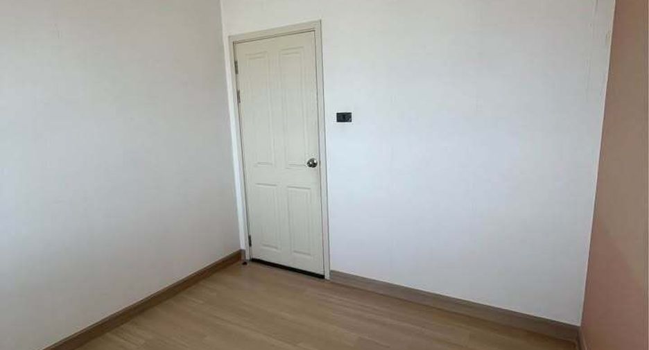 For rent 2 bedrooms condo in Thon Buri, Bangkok