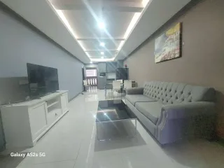 À louer 1 chambre condo à Bang Rak, Bangkok