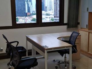 Büro zur Miete in Khlong Toei, Bangkok