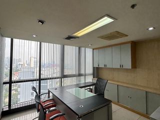 Büro zur Miete in Khlong Toei, Bangkok