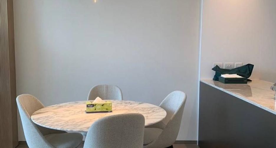 Wohnung zur Miete mit 1 Zimmer in Pathum Wan, Bangkok