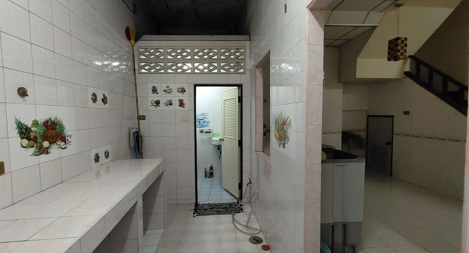 For sale 3 bedrooms townhouse in Mueang Phuket, Phuket