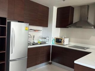 Condo en alquiler de 2 habitaciones en Pathum Wan, Bangkok
